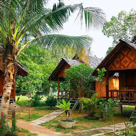 Sea Culture Hotel Koh Lanta Exterior photo