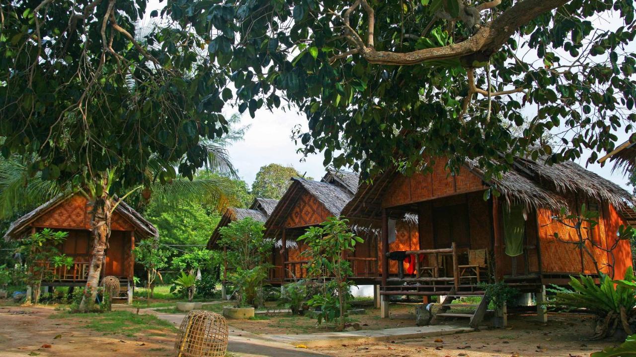 Sea Culture Hotel Koh Lanta Exterior photo
