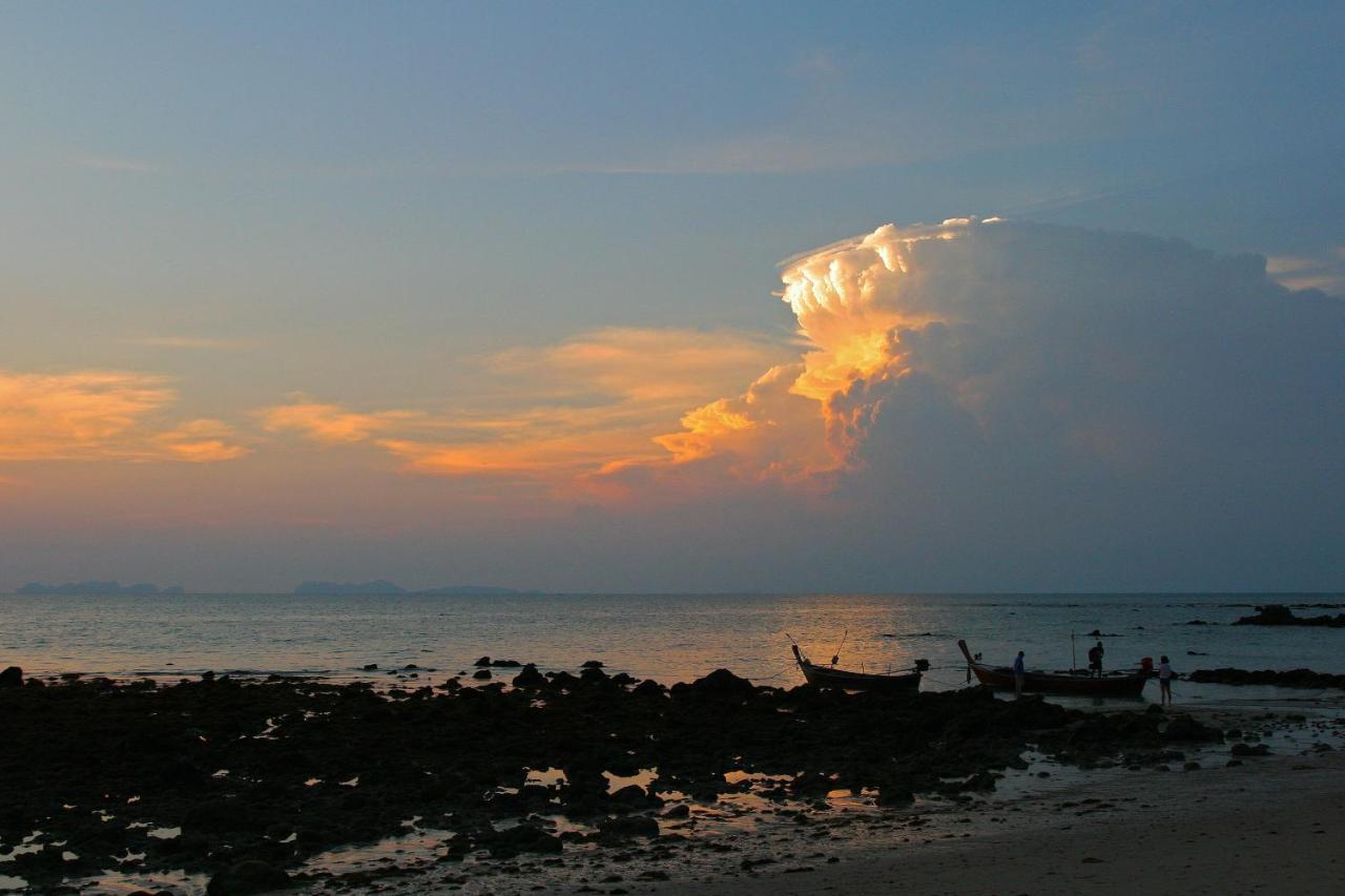 Sea Culture Hotel Koh Lanta Exterior photo